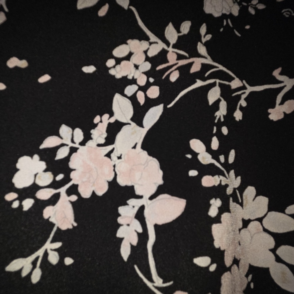 Karl Lagerfeld Paris Floral Blouse XL Bell Sleeve Top Boho Flowy Lightweight - Picture 3 of 9